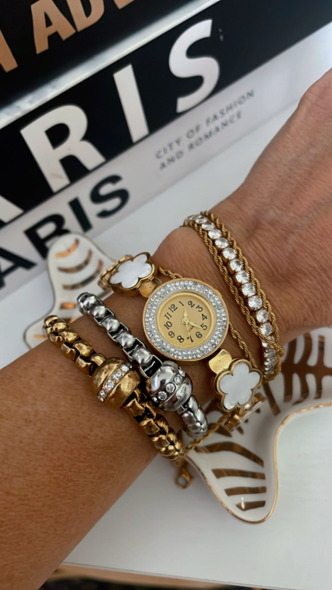 Chunky Closure Bracelet