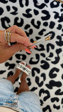 Load image into Gallery viewer, Textured Wrap Nail Bracelet
