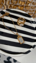 Load image into Gallery viewer, Two Toned Pendant Necklace
