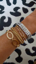 Load image into Gallery viewer, Chunky Clasp Bracelet
