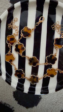 Load image into Gallery viewer, Tortoise Clover Bracelet
