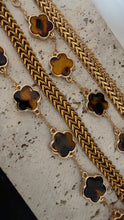 Load image into Gallery viewer, Tortoise Clover Bracelet
