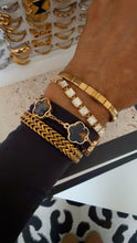 Load image into Gallery viewer, Tortoise Clover Bracelet
