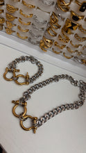 Load image into Gallery viewer, Double Horseshoe Necklace/Bracelet
