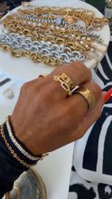 Load image into Gallery viewer, Gold Cross Ring
