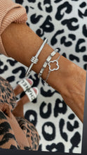 Load image into Gallery viewer, Silver Diamond Clover Bracelet
