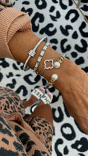 Load image into Gallery viewer, Silver Diamond Clover Bracelet
