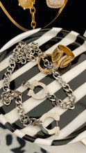 Load image into Gallery viewer, Cuff Clasp Necklace
