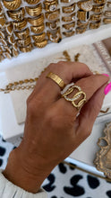 Load image into Gallery viewer, Gold Solid Band Ring
