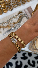Load image into Gallery viewer, Elegant Cuban Necklace and Bracelet
