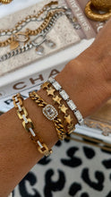 Load image into Gallery viewer, Elegant Cuban Necklace and Bracelet
