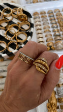 Load image into Gallery viewer, Hollow Roman Numeral Ring

