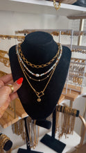 Load image into Gallery viewer, Turquoise Bead Necklace
