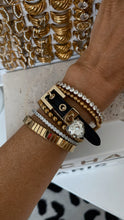 Load image into Gallery viewer, Leather Heart Buckle Bracelet
