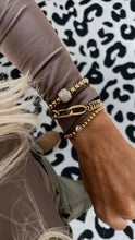 Load image into Gallery viewer, Heart Ball Bracelet
