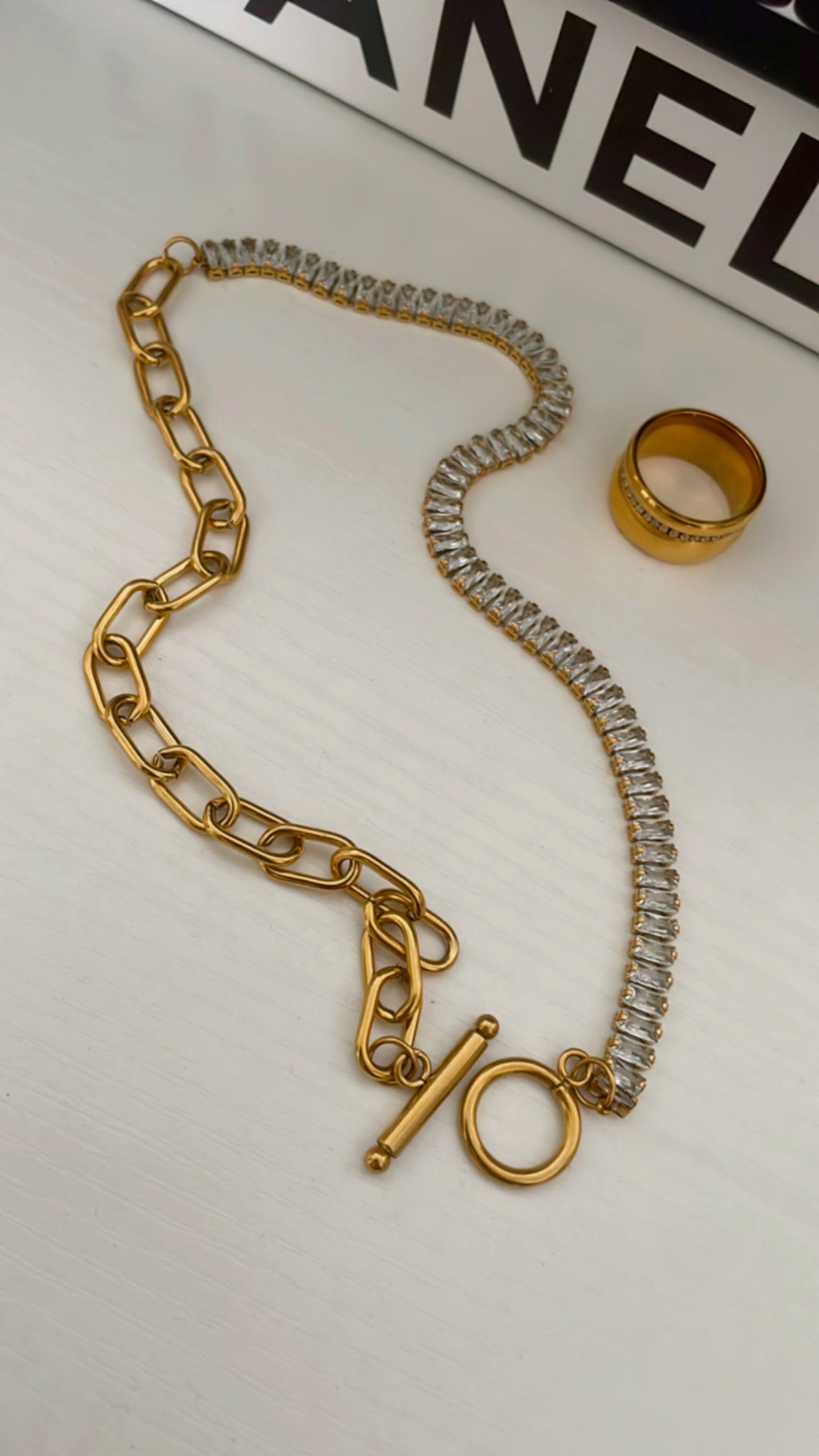 Diamond Toggle Neckalce