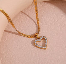 Load image into Gallery viewer, Bling Heart Necklace
