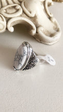 Load image into Gallery viewer, Unique Stone Rings
