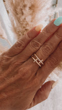 Load image into Gallery viewer, Double Cross Ring
