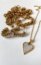 Load image into Gallery viewer, White Heart Necklace
