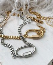 Load image into Gallery viewer, Chunky Gold Clasp Chain
