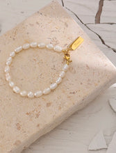 Load image into Gallery viewer, Love Pearl Bracelet
